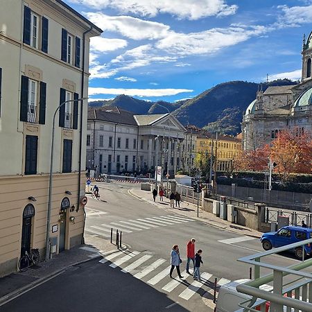 The Window On The Theatre And The Cathedral - Luxury Apartment Como Exterior photo